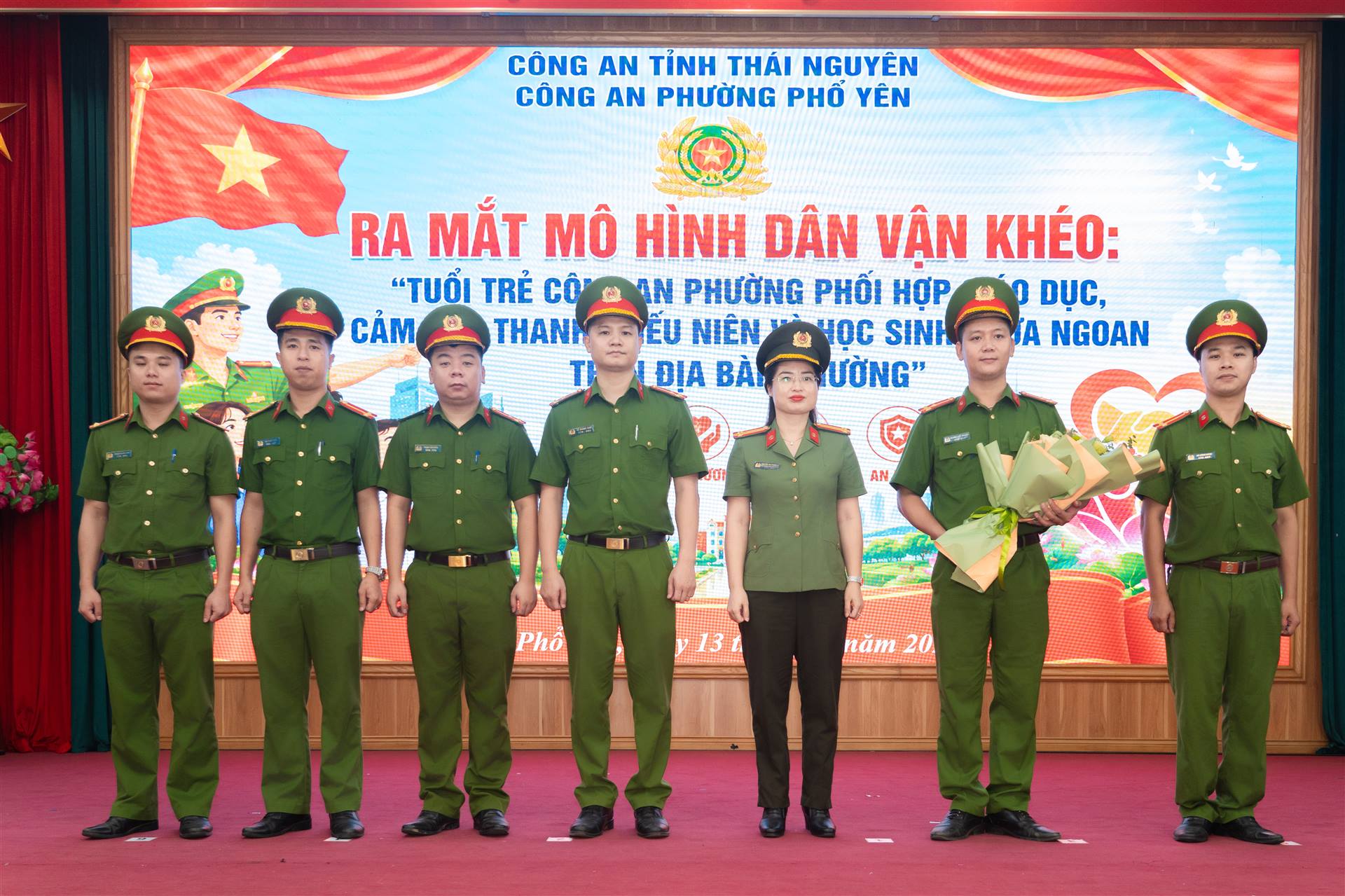 Phường Phổ Yên tổ chức Ngày hội Toàn dân bảo vệ an ninh Tổ quốc năm 2026 và ra mắt mô hình “Tuổi trẻ Công an phường phối hợp giáo dục, cảm hóa thanh thiếu niên và học sinh chưa ngoan”