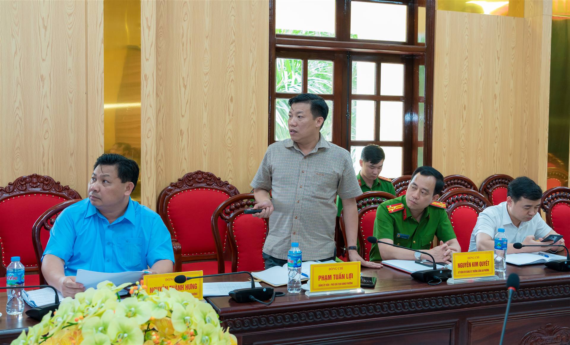 Anh-tin-bai