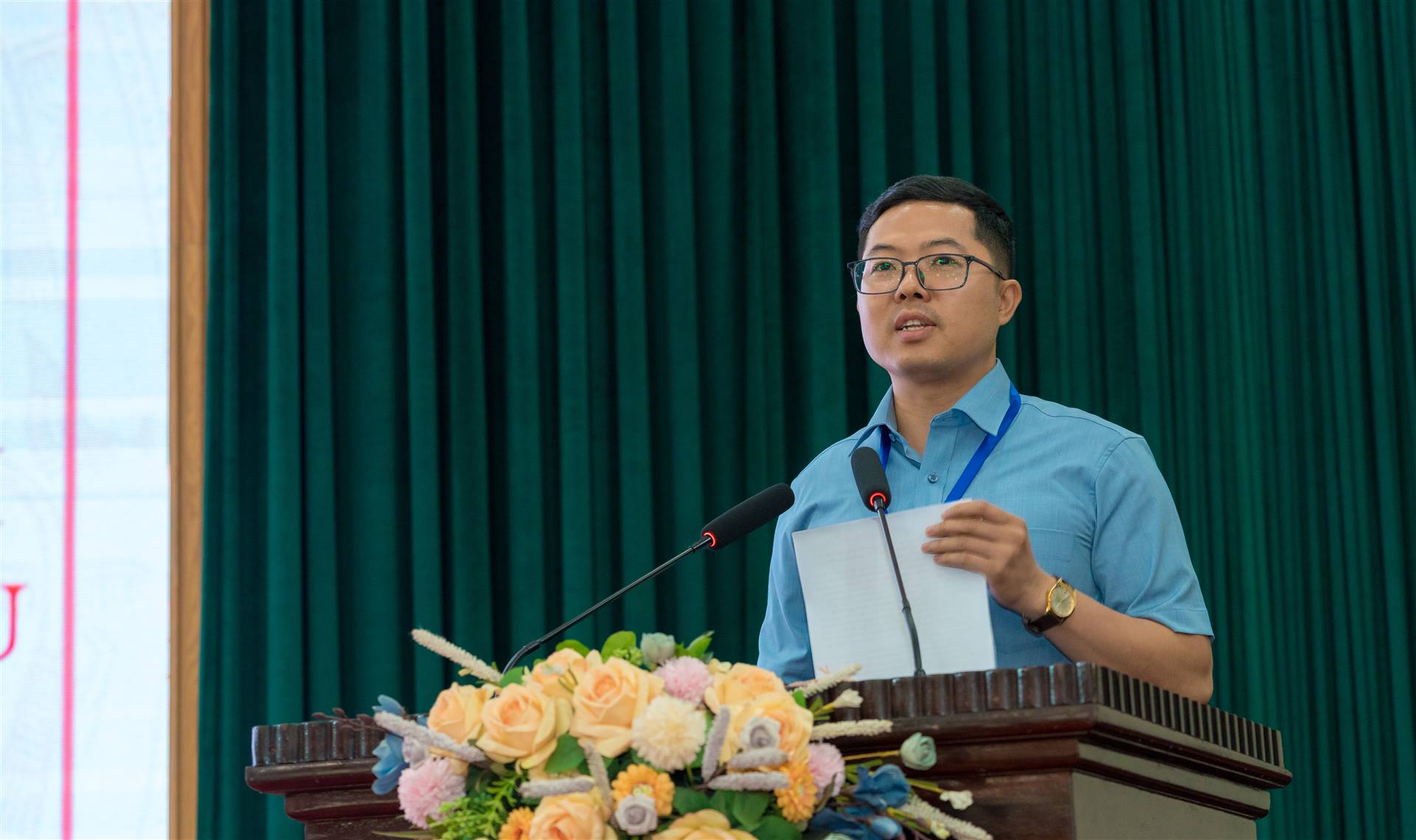 Anh-tin-bai