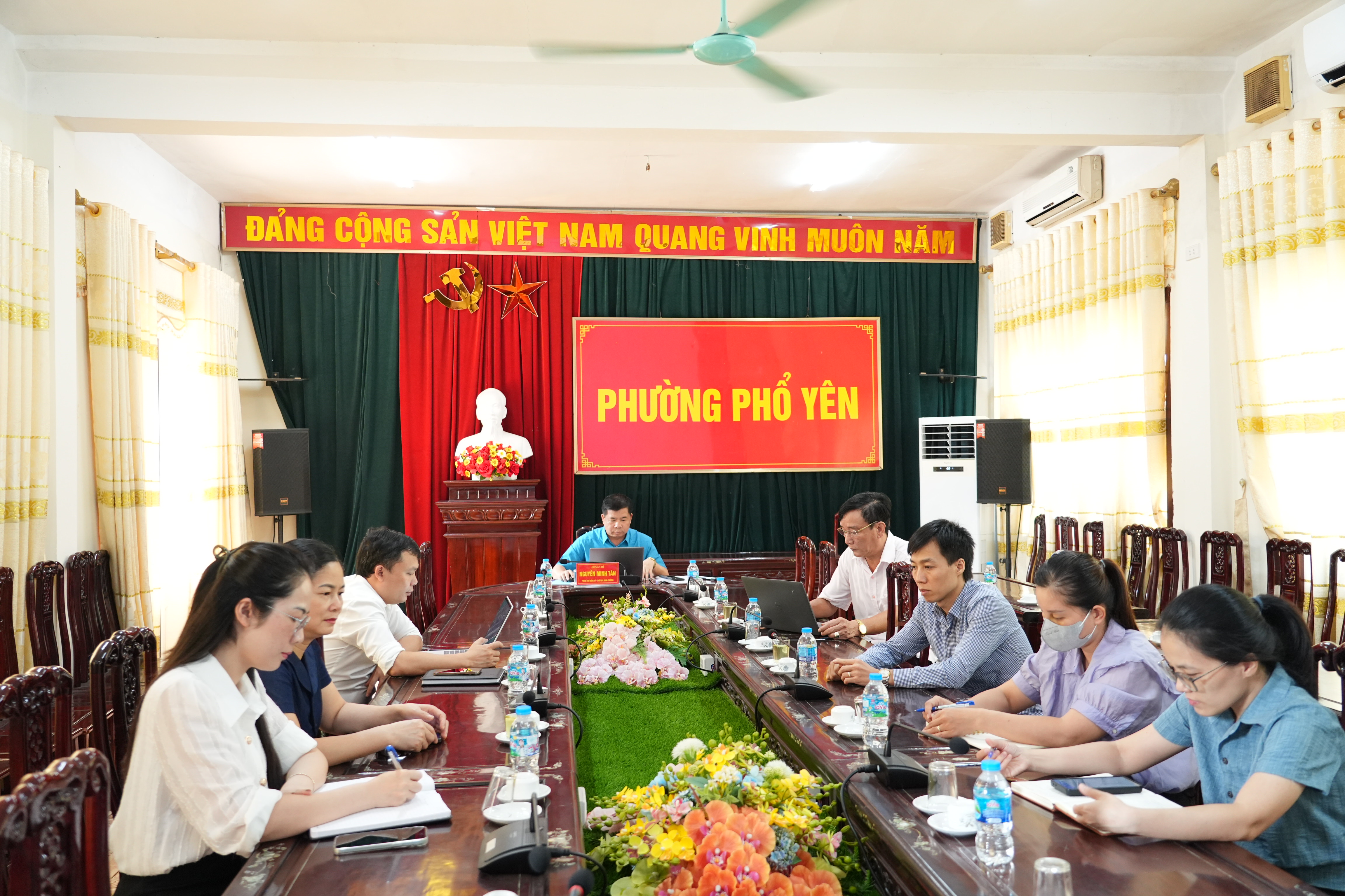 Anh-tin-bai