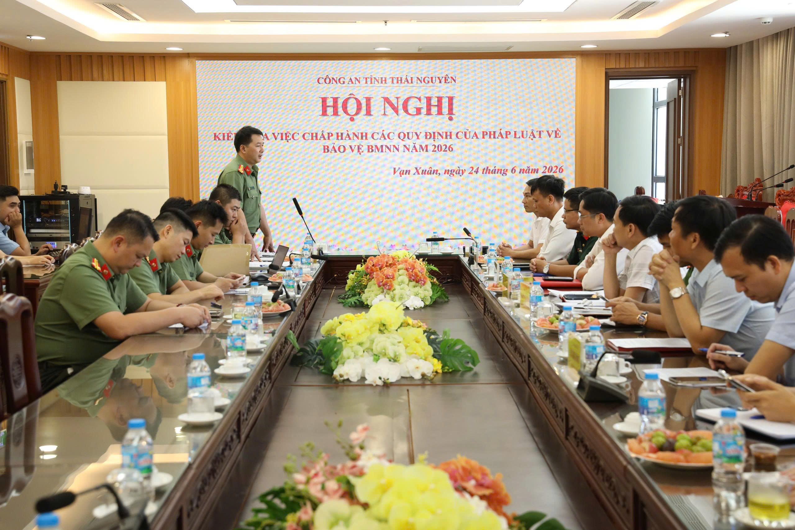 Kiểm tra việc chấp hành các quy định của pháp luật về bảo vệ bí mật Nhà nước tại phường Vạn Xuân