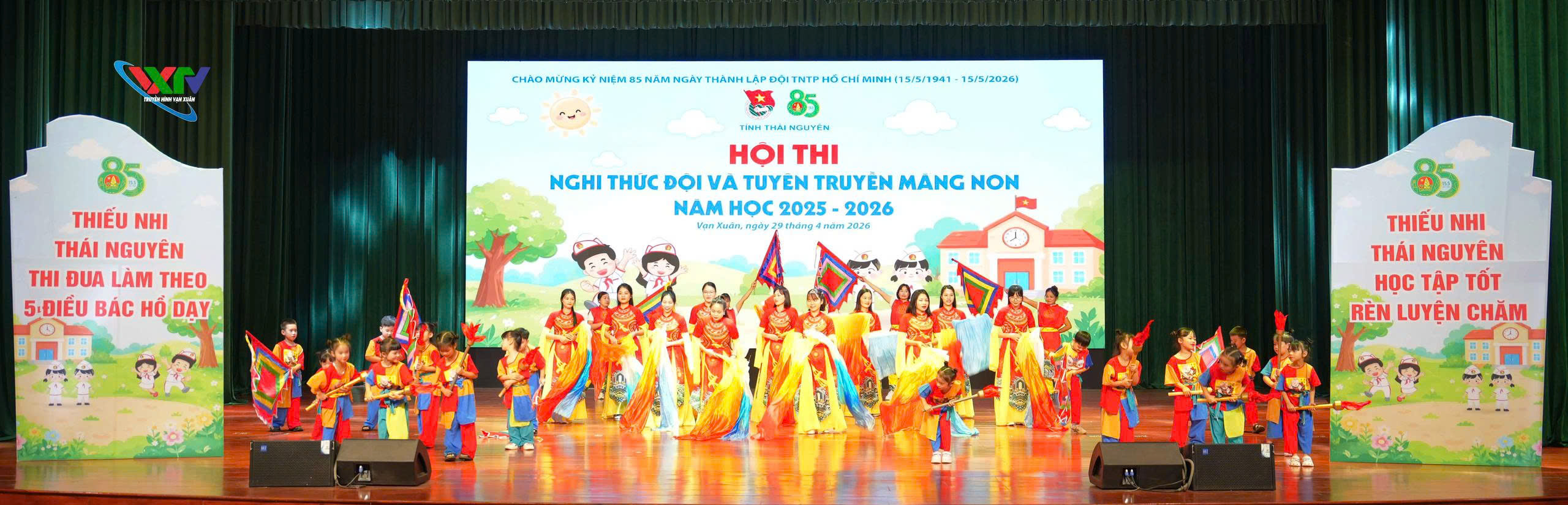 Anh-tin-bai