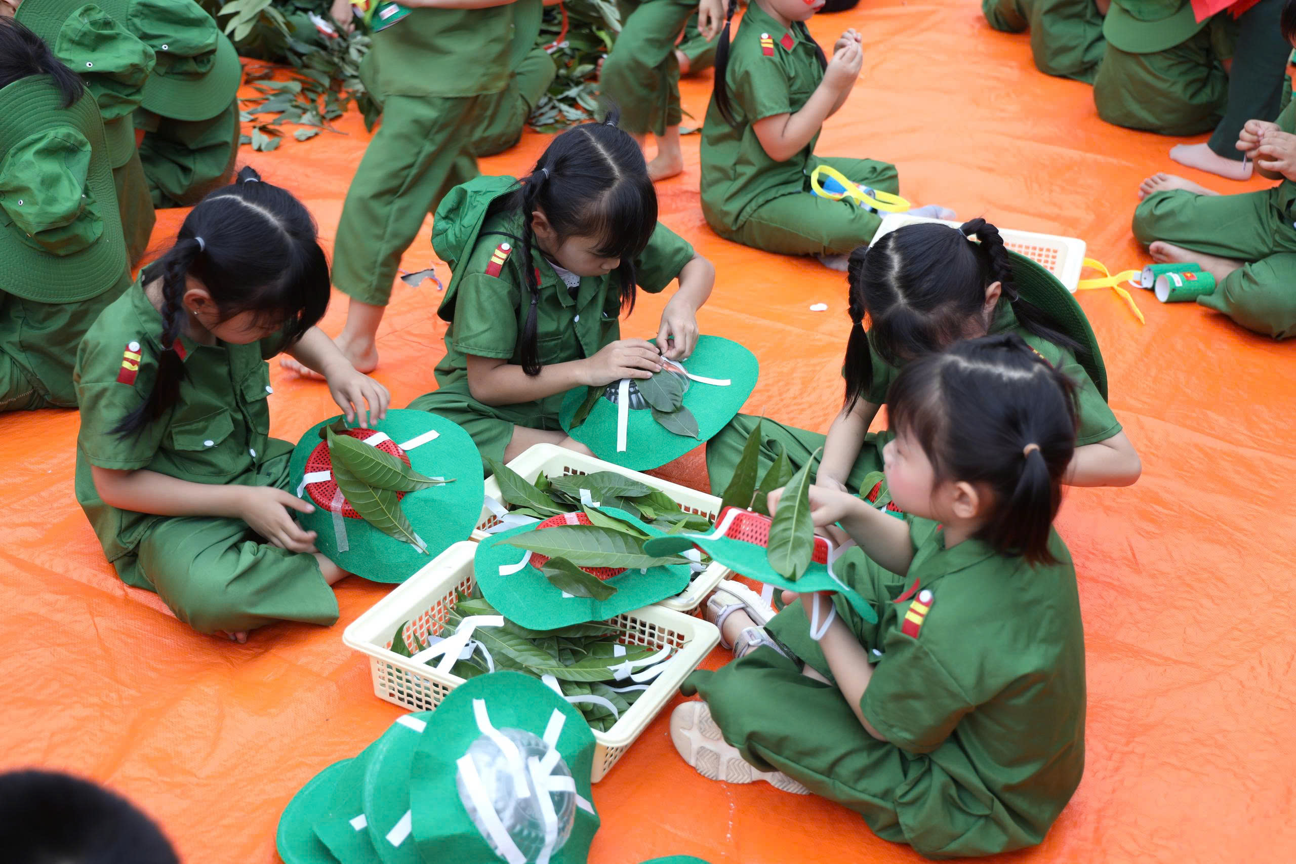 Anh-tin-bai