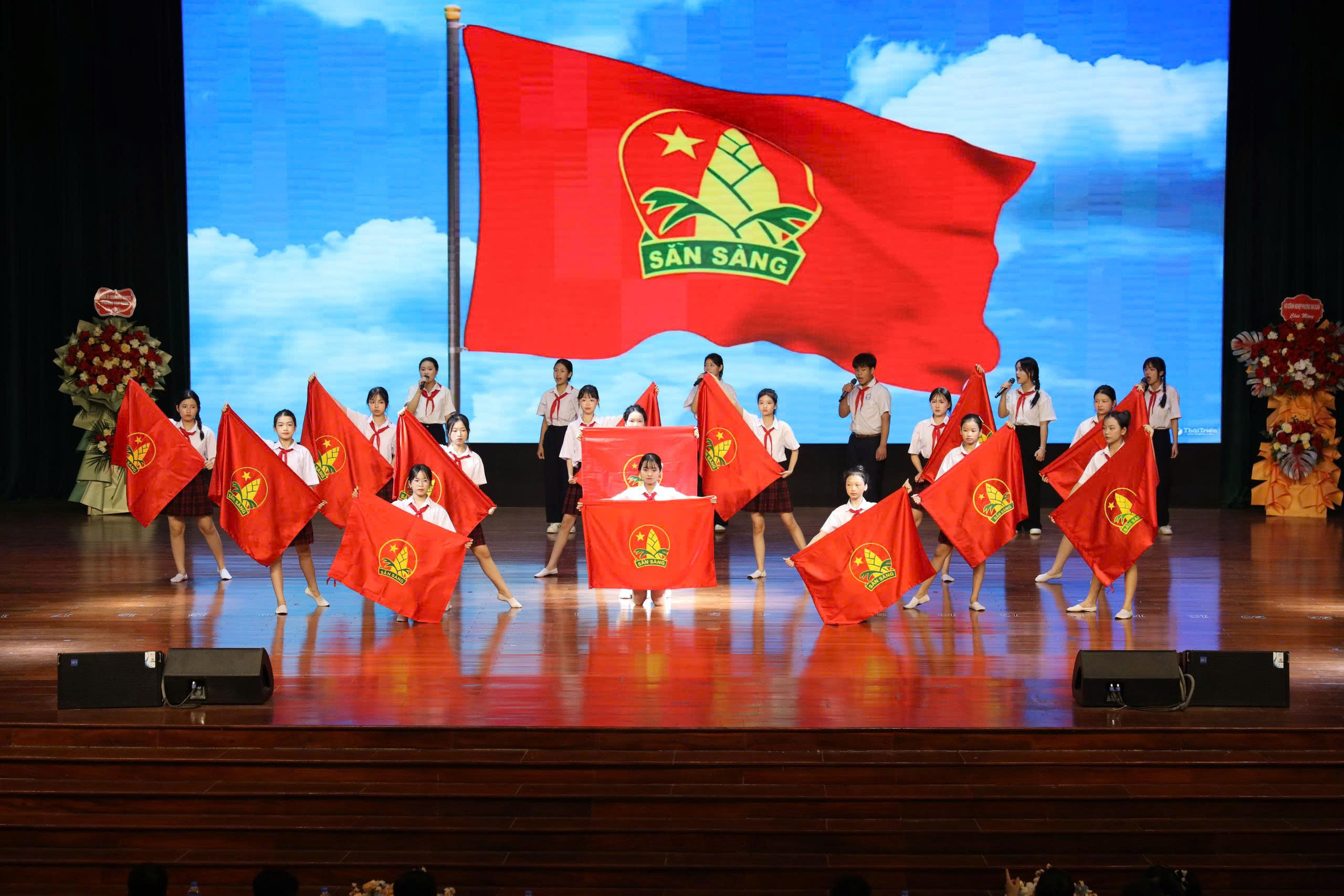 Anh-tin-bai