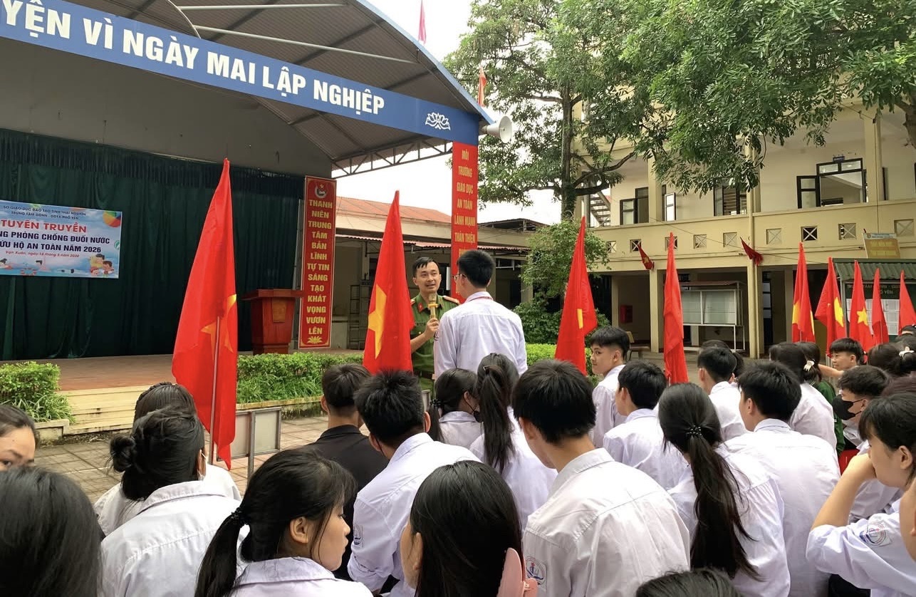 Anh-tin-bai