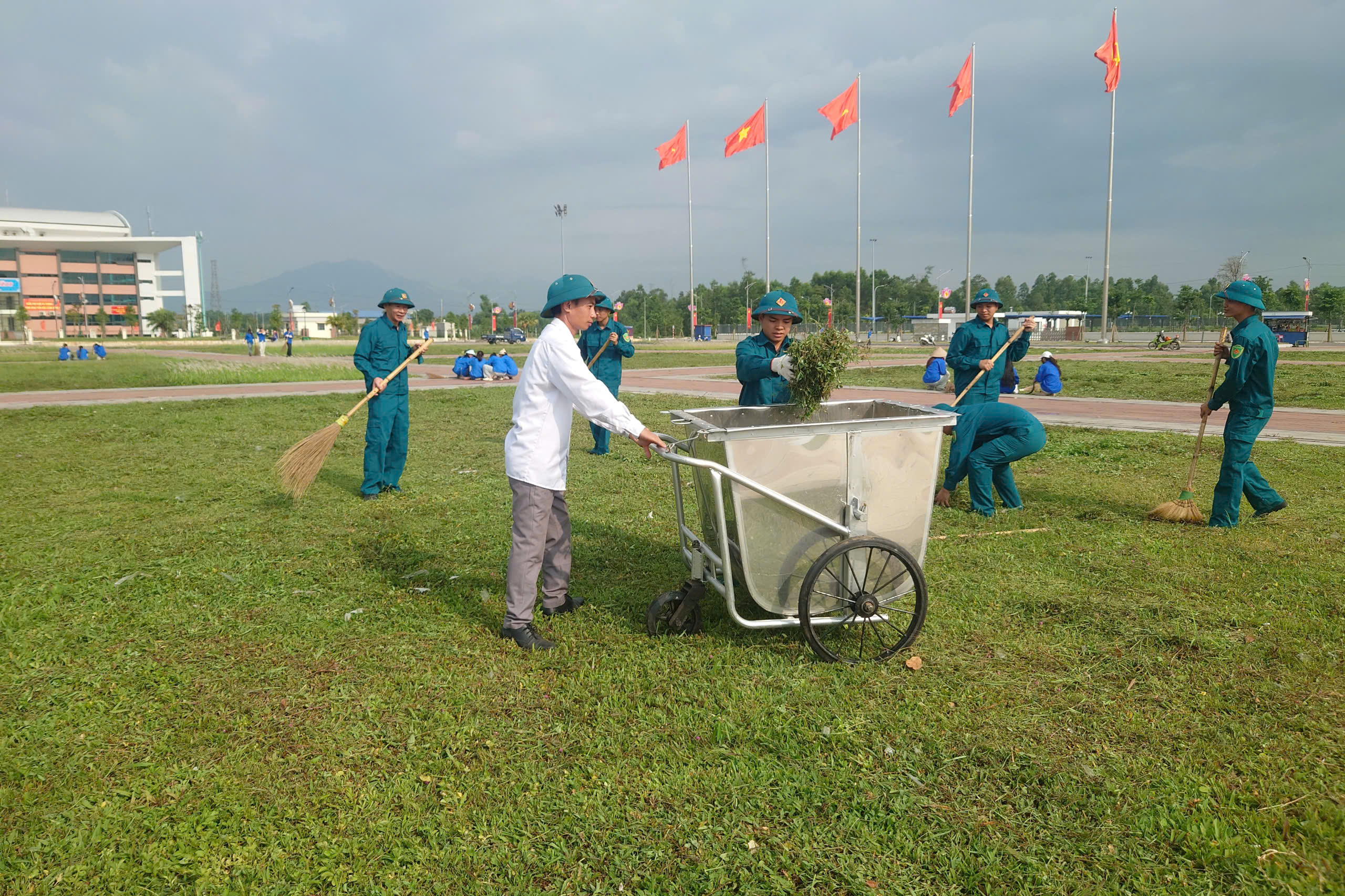 Anh-tin-bai