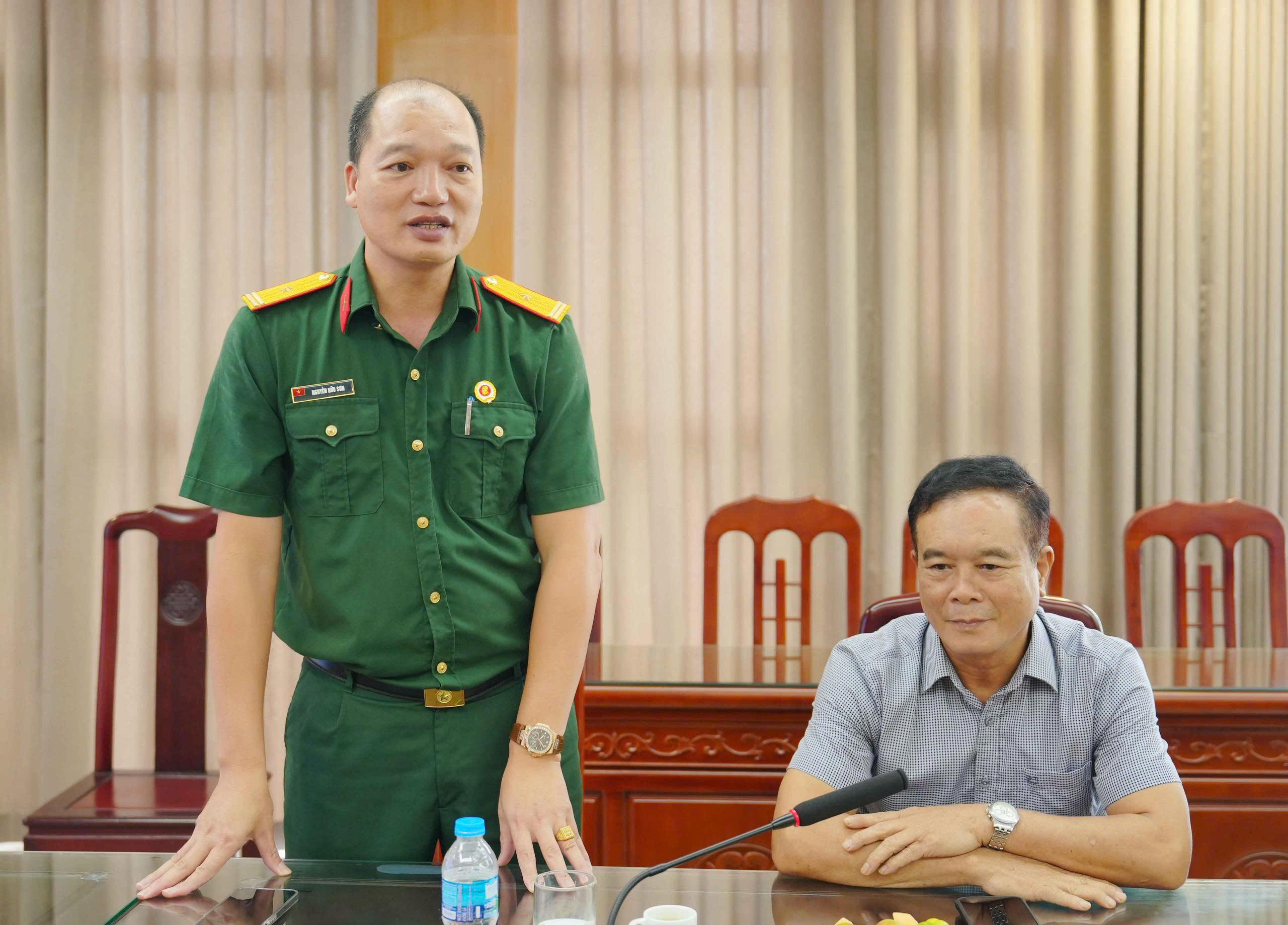Anh-tin-bai