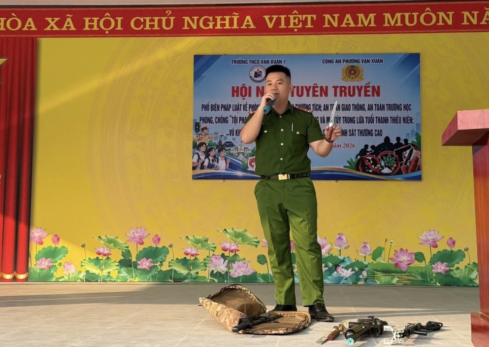 Anh-tin-bai