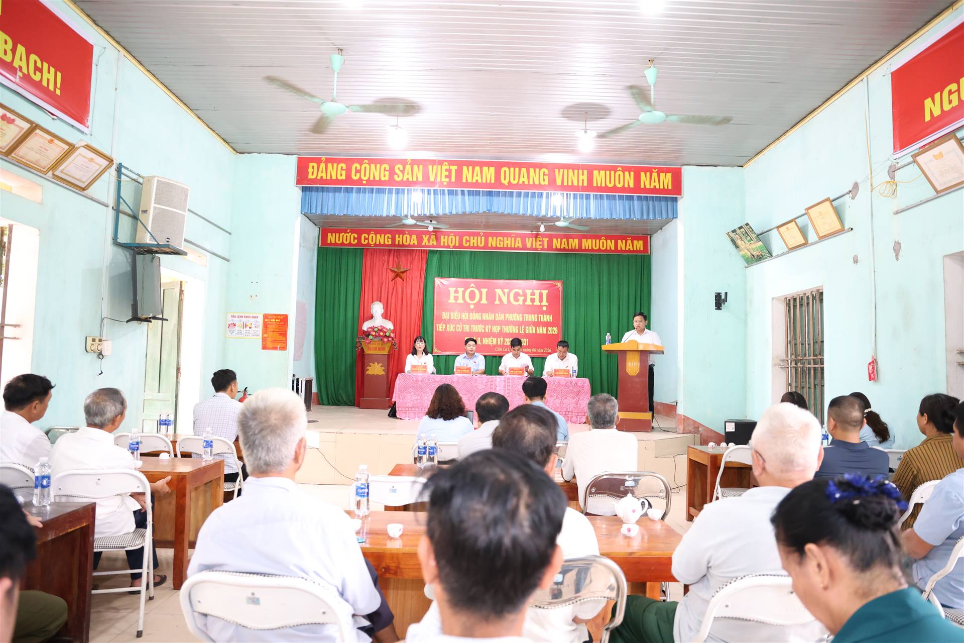 PHƯỜNG TRUNG THÀNH TỔ CHỨC TIẾP XÚC CỬ TRI TRƯỚC KỲ HỌP THƯỜNG LỆ GIỮA NĂM 2026 HĐND PHƯỜNG KHÓA II