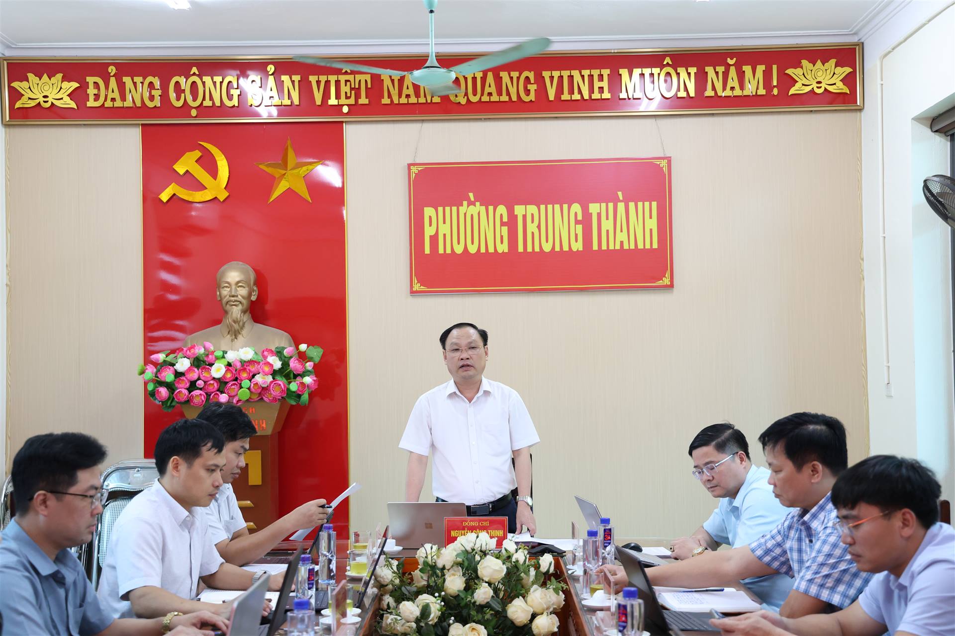 BAN THƯỜNG VỤ ĐẢNG ỦY PHƯỜNG TRUNG THÀNH TỔ CHỨC HỘI NGHỊ LẦN THỨ 56