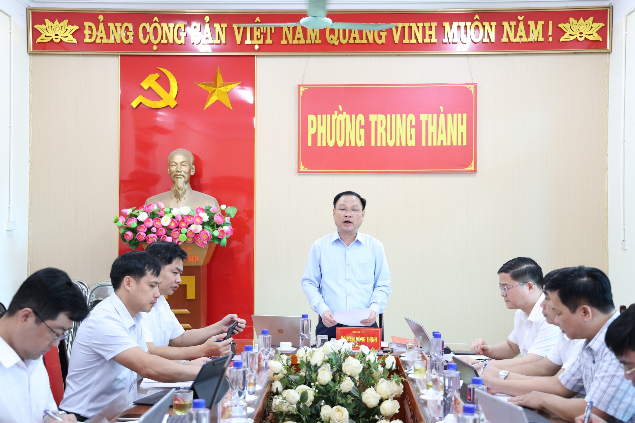 Anh-tin-bai