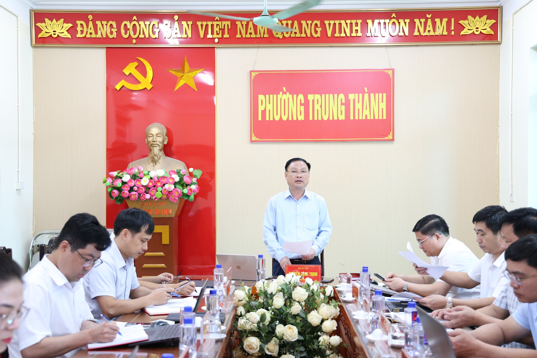 Anh-tin-bai