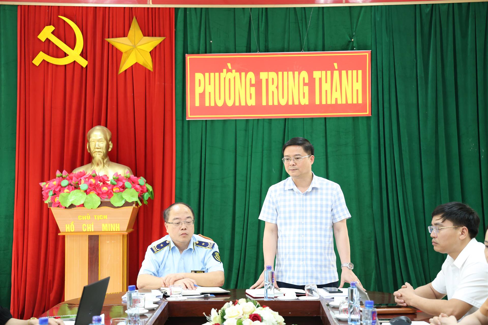 Anh-tin-bai