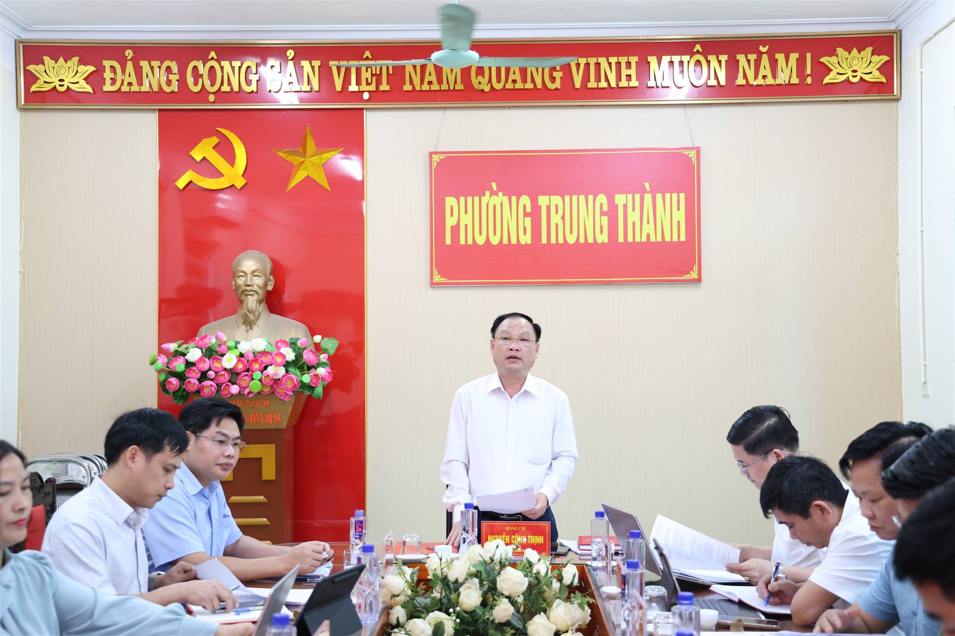 Anh-tin-bai