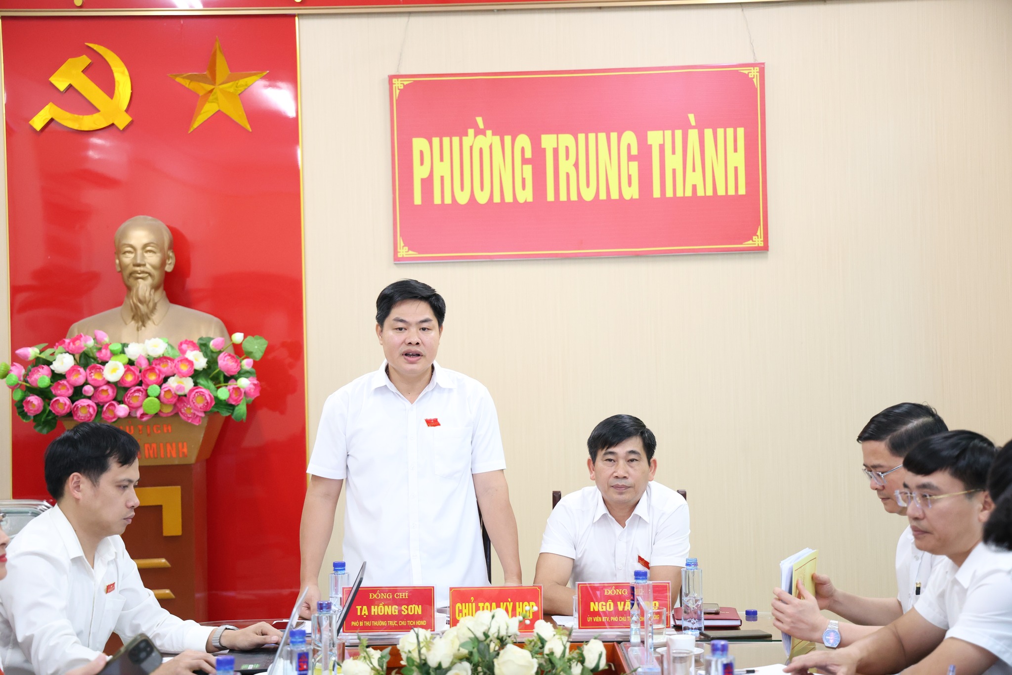 Anh-tin-bai
