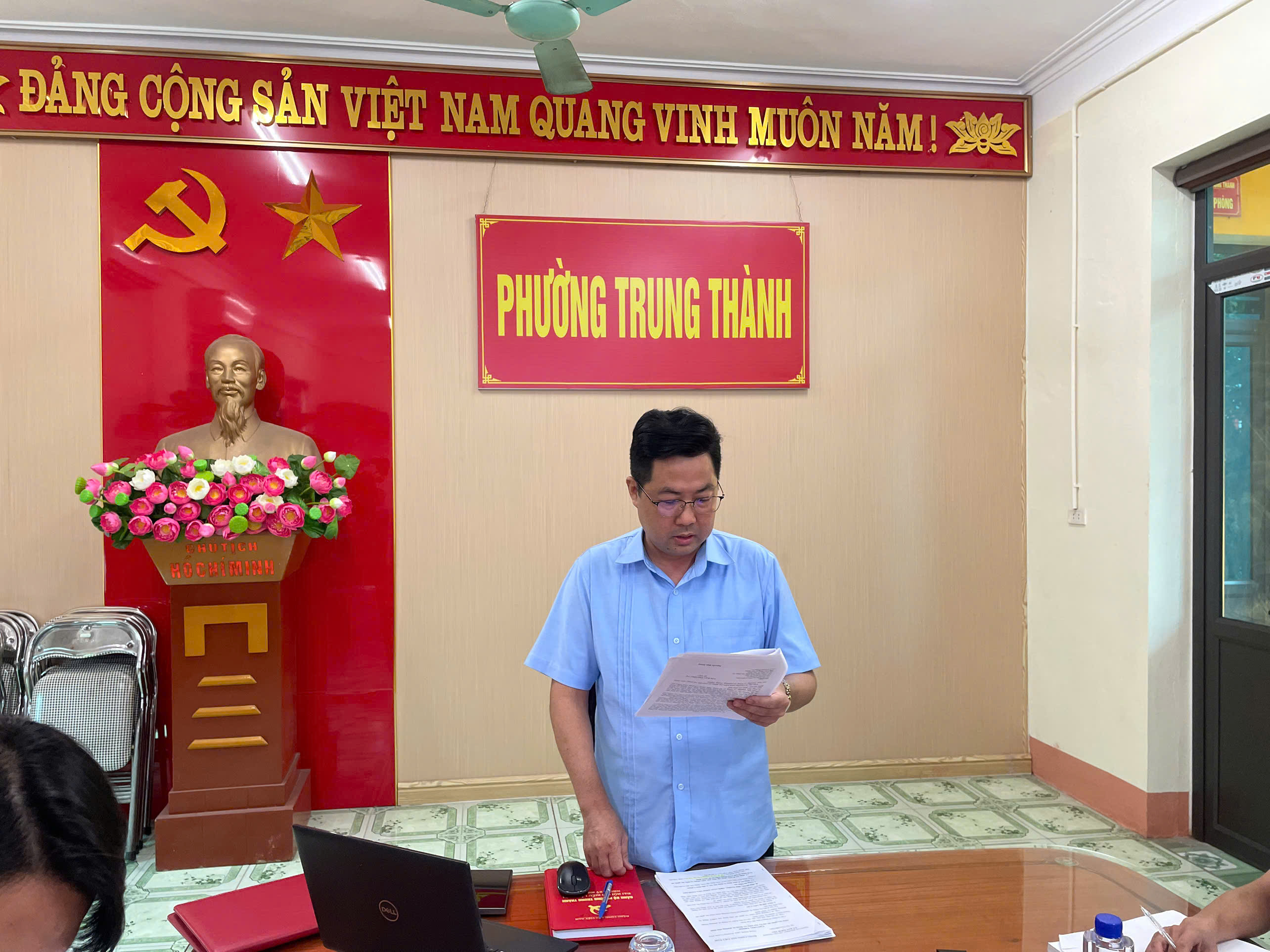 Anh-tin-bai