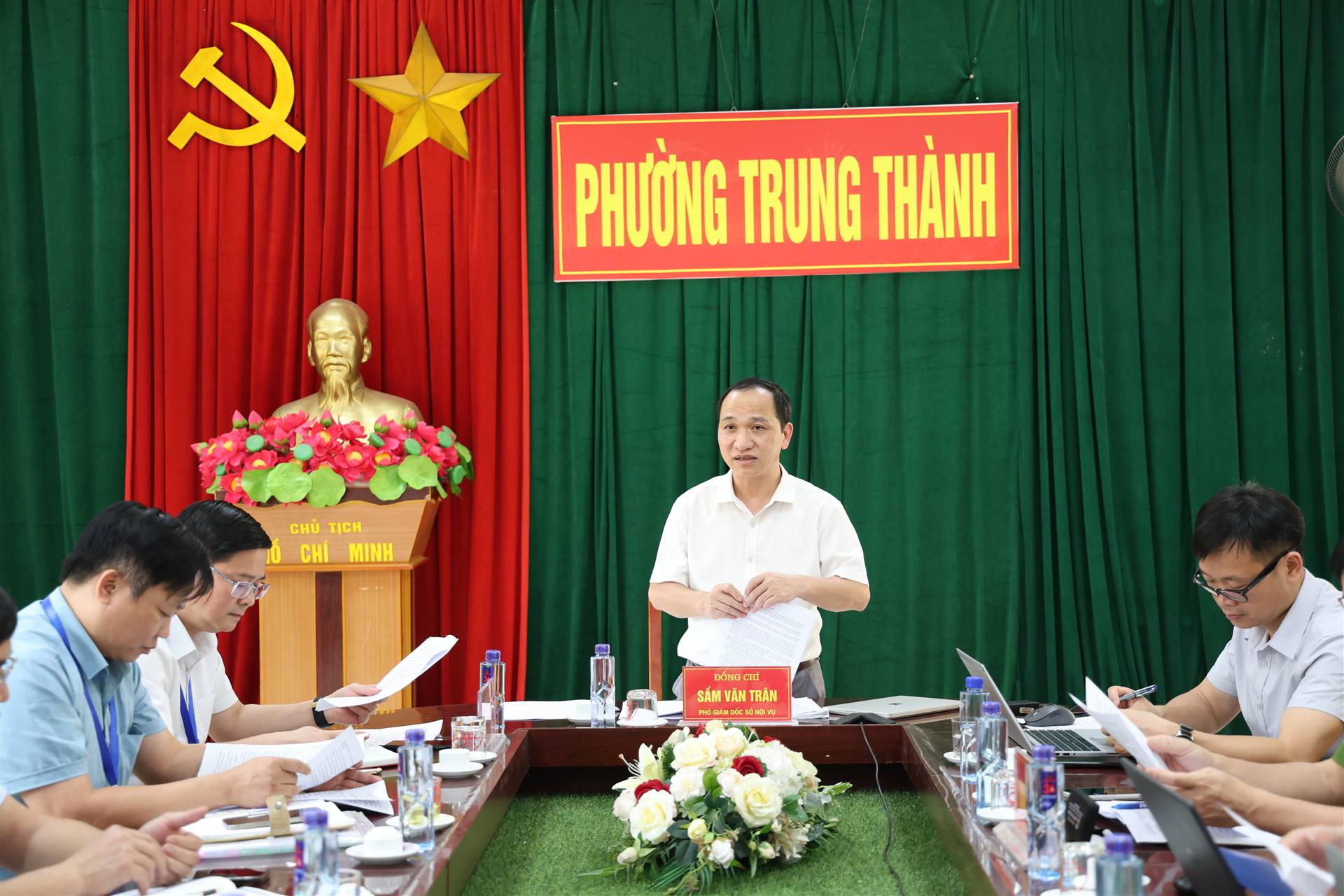 Anh-tin-bai