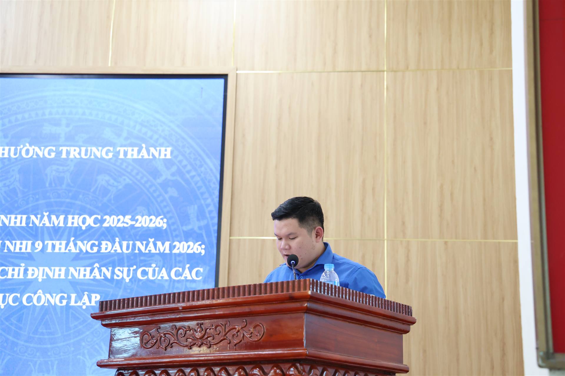 Anh-tin-bai