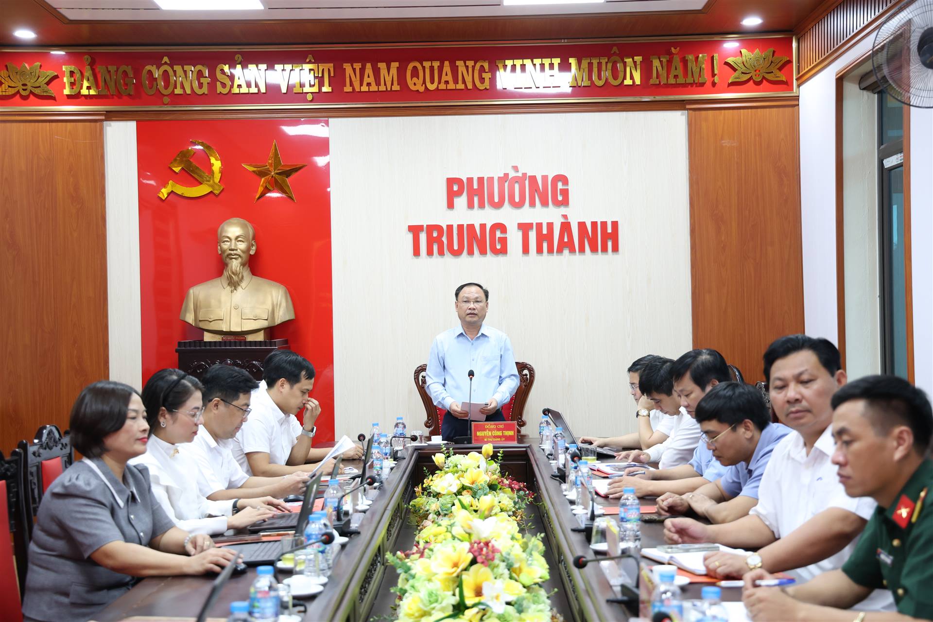 Anh-tin-bai