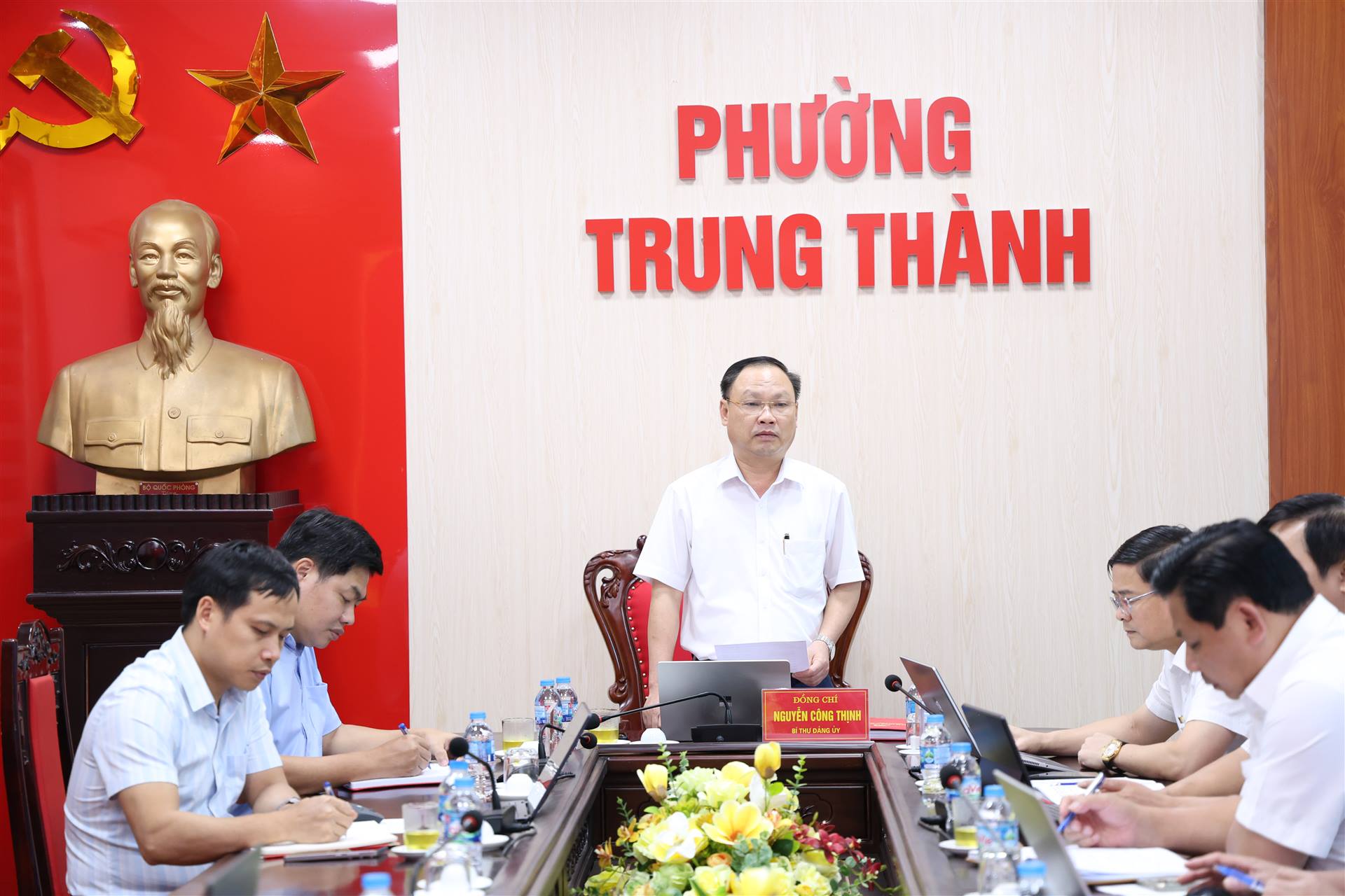 Anh-tin-bai