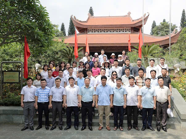 PHƯỜNG TRUNG THÀNH TỔ CHỨC SINH HOẠT CHUYÊN ĐỀ QUÝ II NĂM 2026