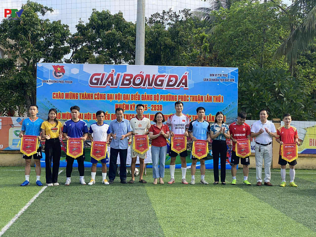 KHAI MẠC GIẢI BÓNG ĐÁ CHÀO MỪNG THÀNH CÔNG ĐẠI HỘI ĐẢNG BỘ VÀ TIẾN TỚI ĐẠI HỘI ĐOÀN TNCS HỒ CHÍ MINH PHƯỜNG PHÚC THUẬN LẦN THỨ I