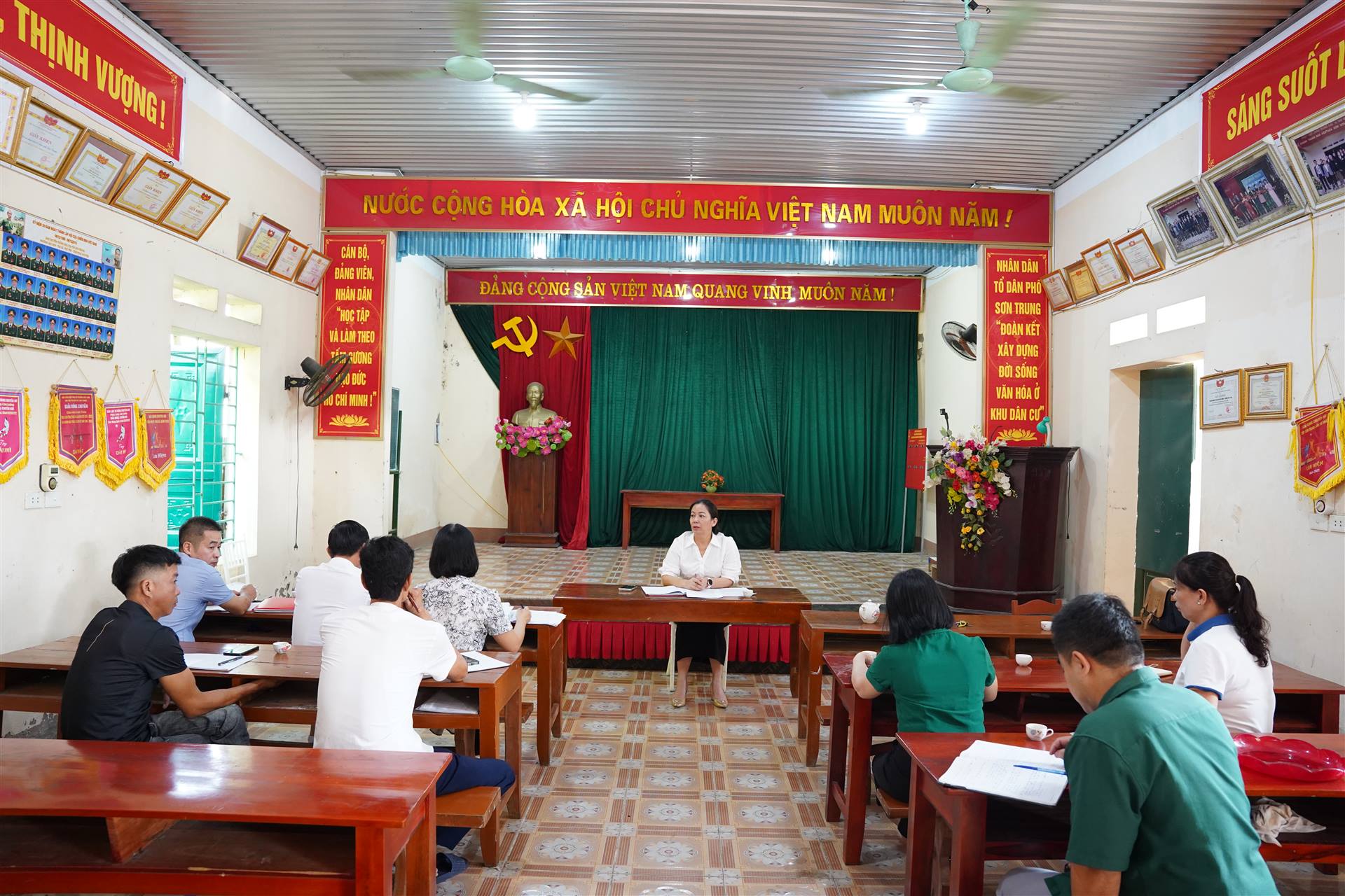 ĐẢNG ỦY PHƯỜNG PHÚC THUẬN: TIẾN HÀNH KIỂM TRA CÔNG TÁC LÃNH ĐẠO, CHỈ ĐẠO TẠI CHI BỘ TỔ DÂN PHỐ BẮC SƠN