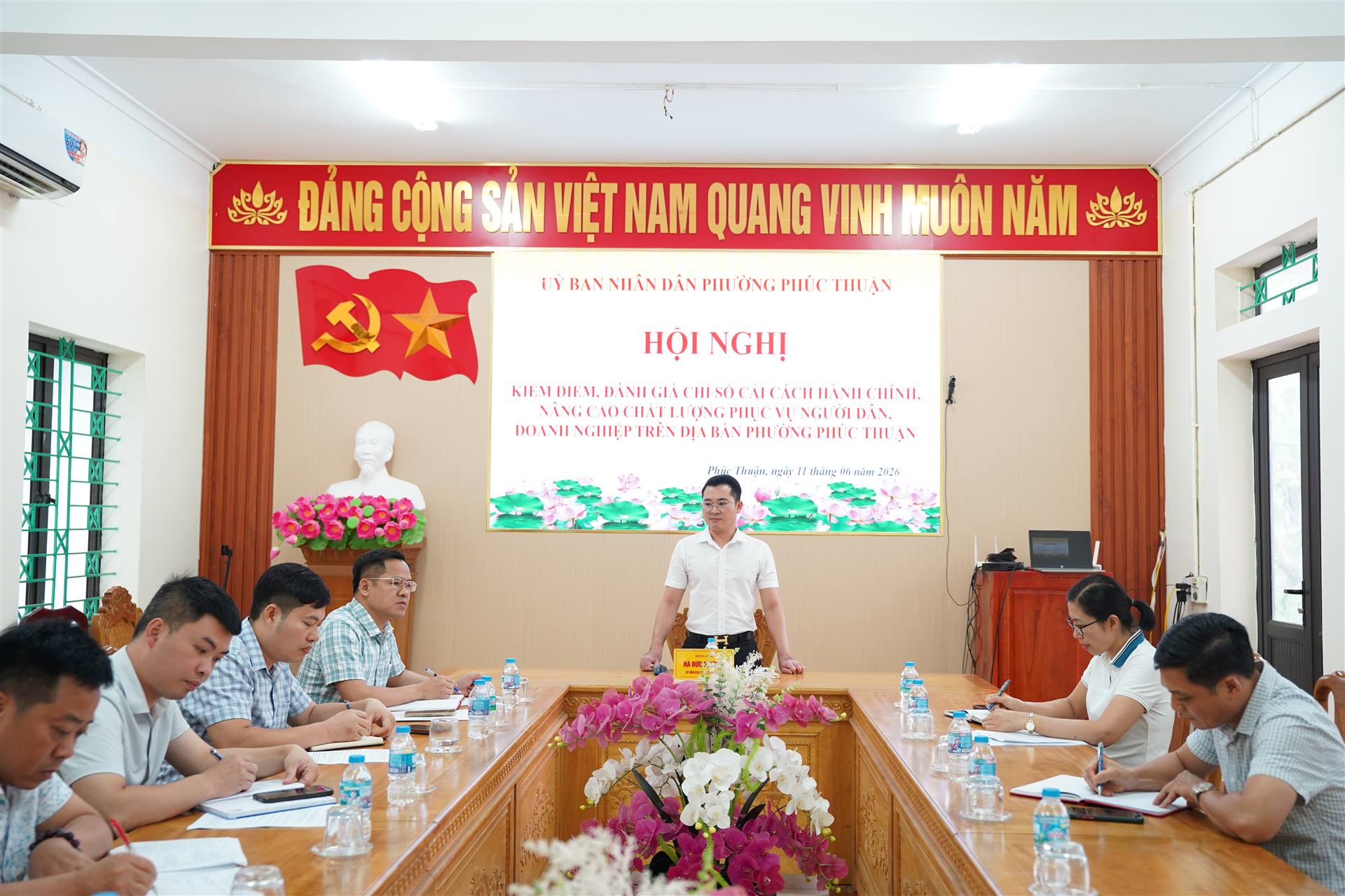 HỘI NGHỊ KIỂM ĐIỂM, ĐÁNH GIÁ CHỈ SỐ CẢI CÁCH HÀNH CHÍNH, NÂNG CAO CHẤT LƯỢNG PHỤC VỤ NGƯỜI DÂN, DOANH NGHIỆP TRÊN ĐỊA BÀN PHƯỜNG PHÚC THUẬN