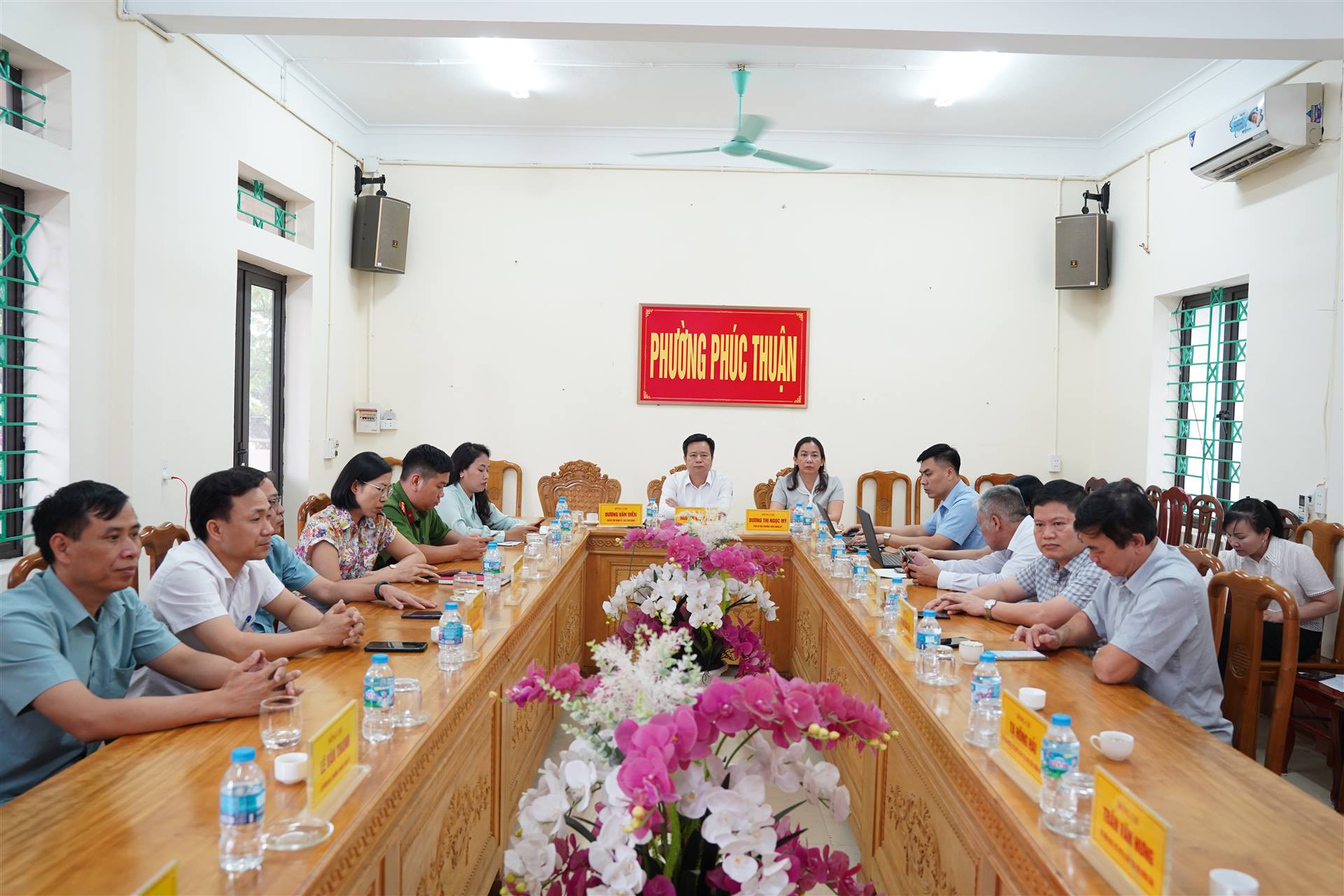 PHƯỜNG PHÚC THUẬN DỰ HỘI NGHỊ TRỰC TUYẾN TỔNG KẾT THỰC HIỆN QUYẾT ĐỊNH SỐ 23-QĐ/TW CỦA BỘ CHÍNH TRỊ VÀ SƠ KẾT CÔNG TÁC TUYÊN GIÁO, DÂN VẬN 6 THÁNG ĐẦU NĂM 2026