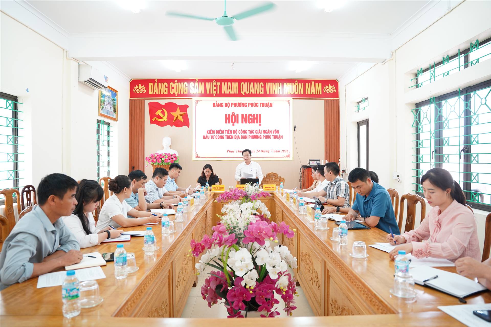 PHƯỜNG PHÚC THUẬN KIỂM ĐIỂM TIẾN ĐỘ GIẢI NGÂN VỐN ĐẦU TƯ CÔNG, QUYẾT LIỆT THÁO GỠ KHÓ KHĂN ĐẨY NHANH TIẾN ĐỘ CÁC DỰ ÁN