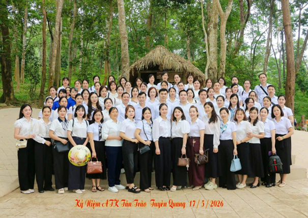 “Hành trình về nguồn tại di tích lịch sử ATK Định Hóa – Thái Nguyên và thăm di tích lịch sử Cây đa Tân Trào - Tuyên Quang”