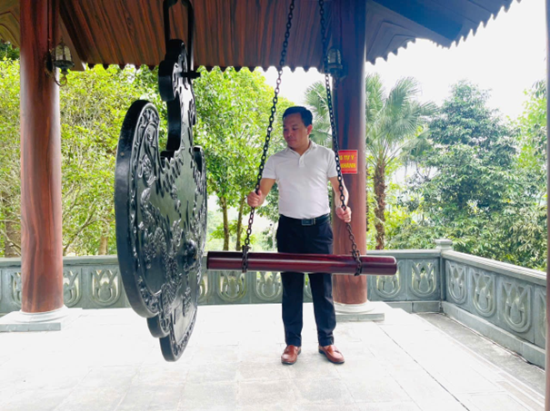 Anh-tin-bai