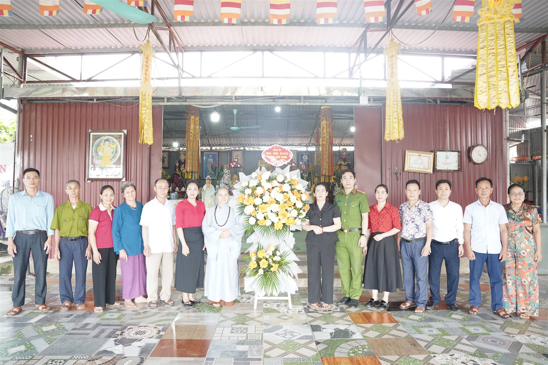 Anh-tin-bai