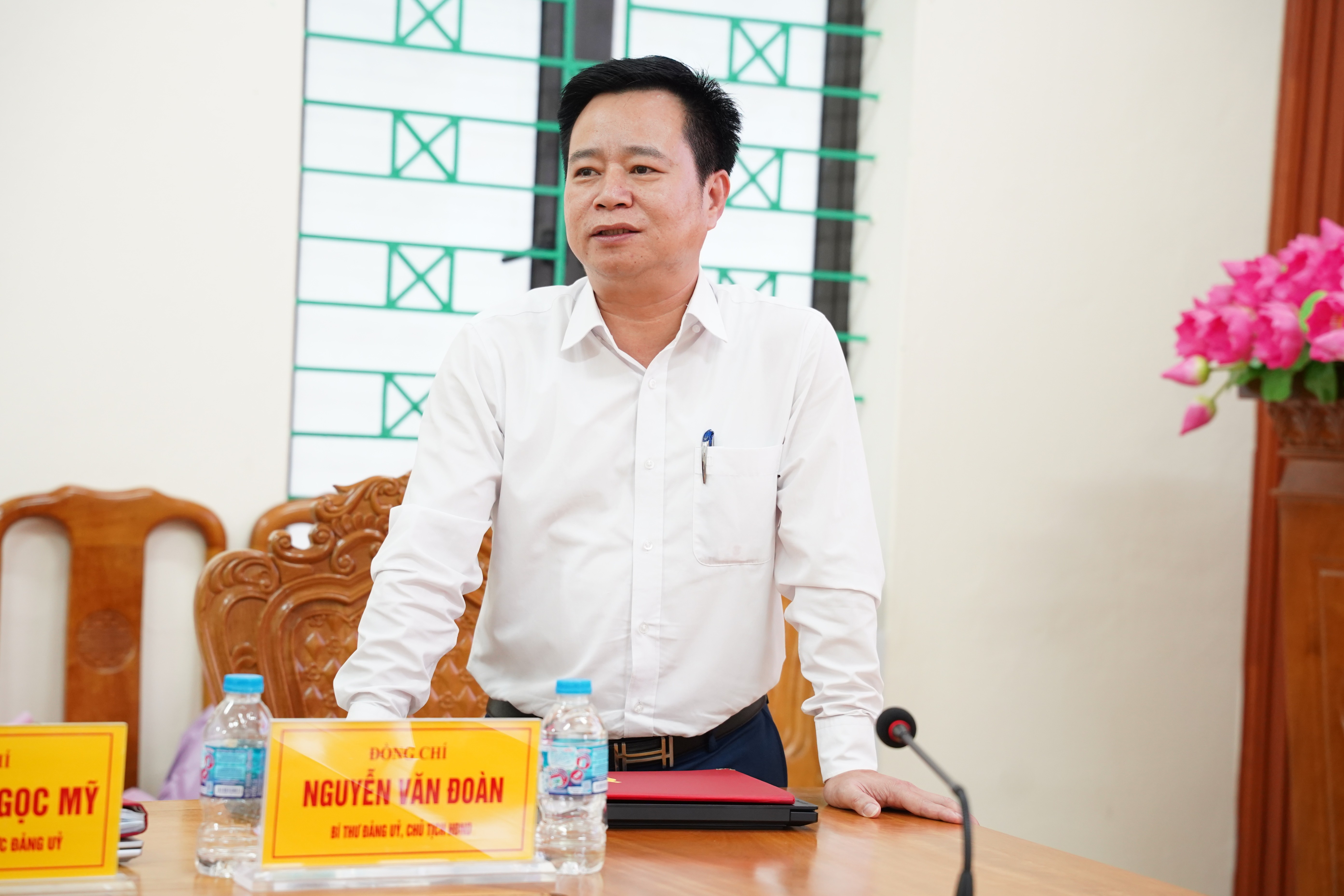 Anh-tin-bai
