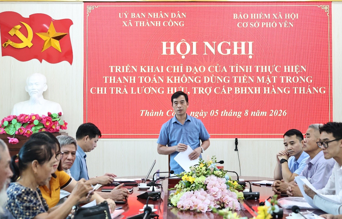 Xã thành công tổ chức hội nghị triển khai thanh toán không dùng tiền mặt trong chi trả lương hưu, trợ cấp bhxh hàng tháng (lần 2)