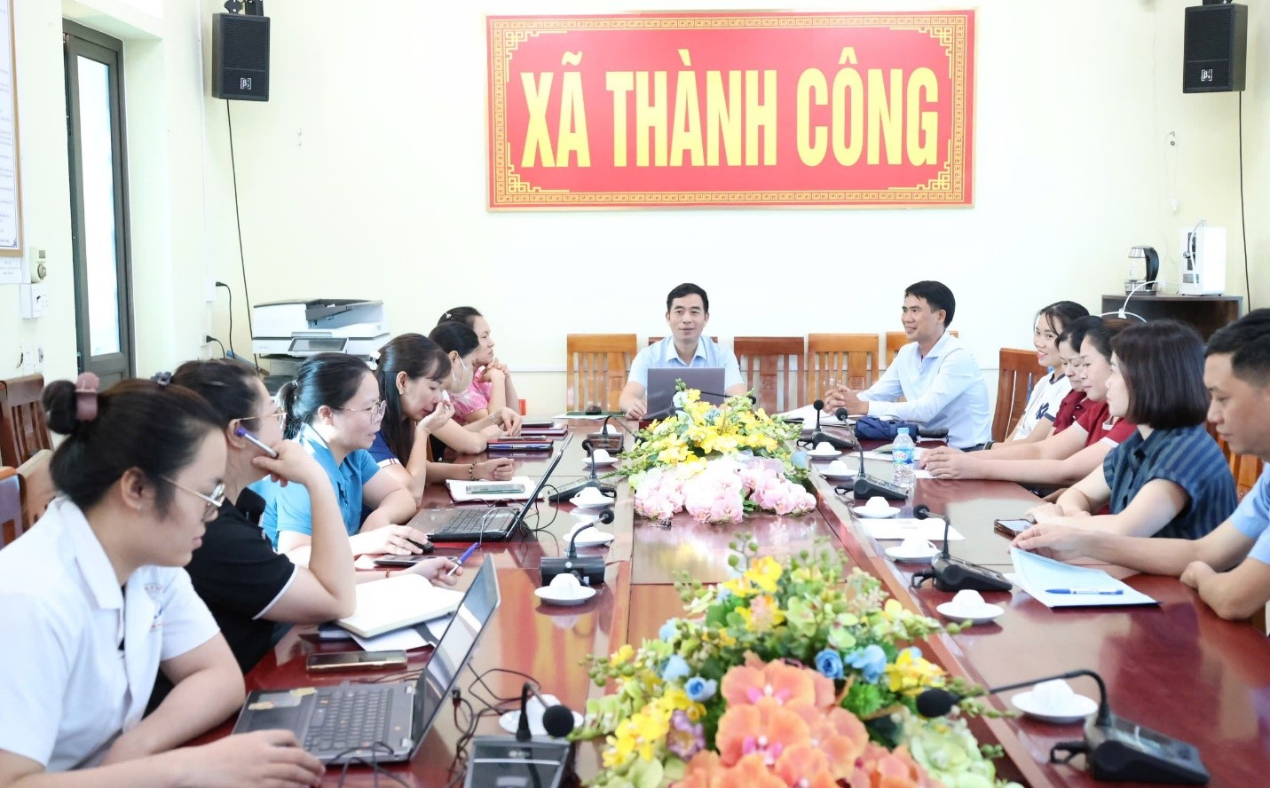 UBND xã Thành Công tham dự hội nghị trực tuyến hướng dẫn thu thập, cập nhật dữ liệu khám sức khỏe và sổ sức khỏe điện tử trên VNeID