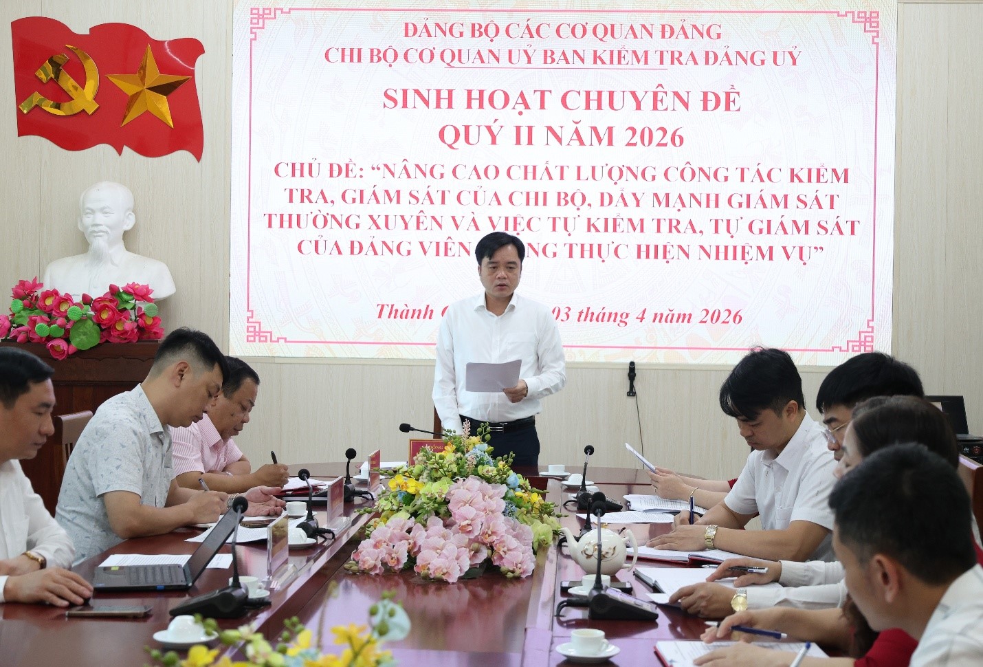 Chi bộ Cơ quan Ủy ban Kiểm tra Đảng ủy xã Thành Công sinh hoạt chuyên đề Quý II năm 2026