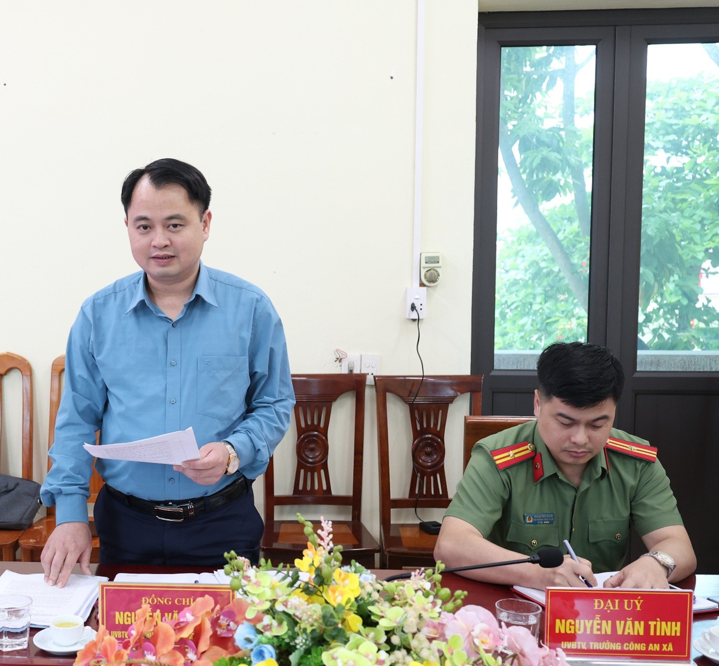 Anh-tin-bai