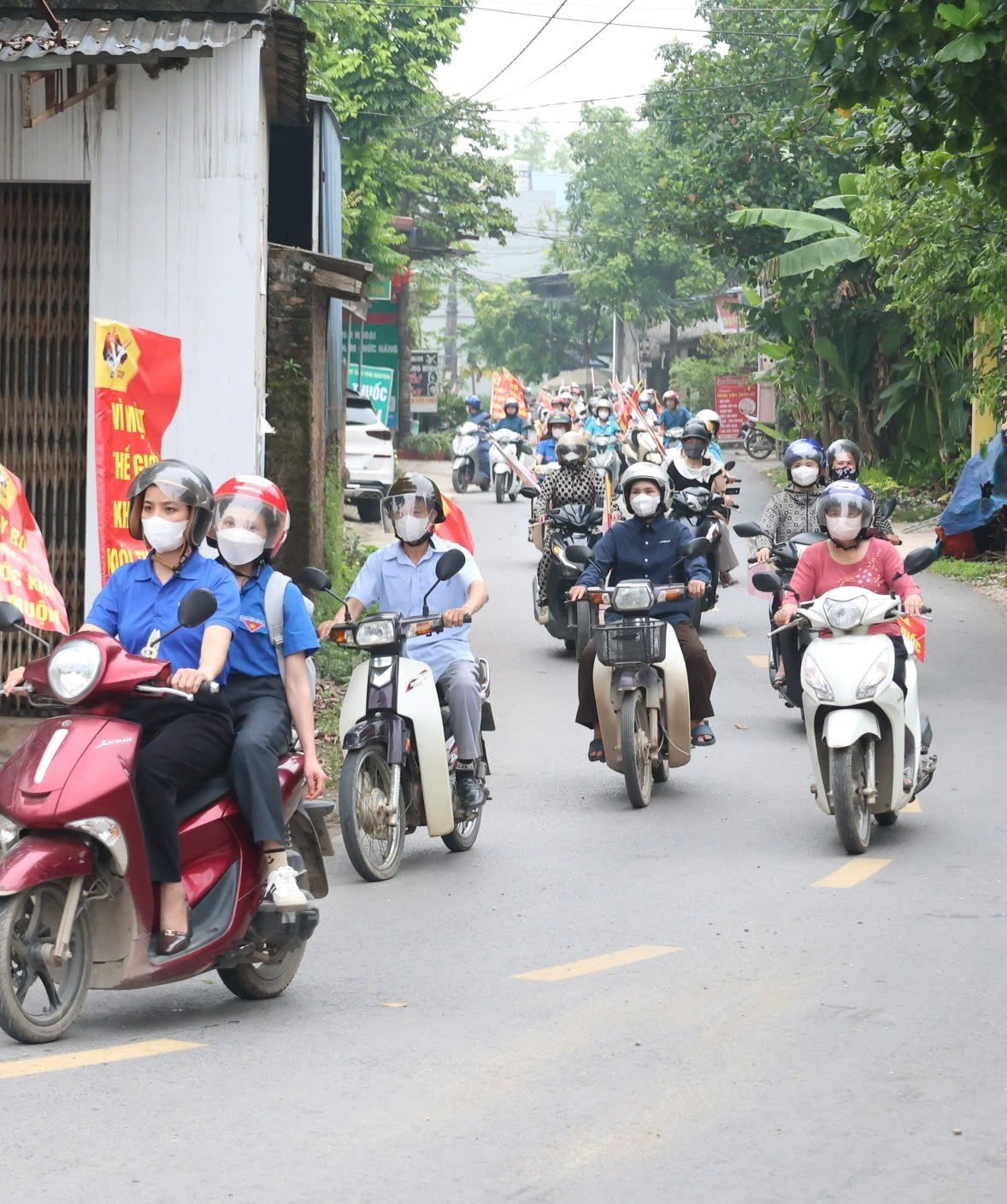 Anh-tin-bai