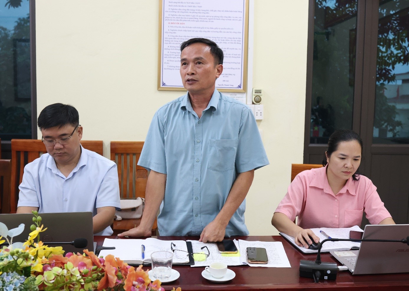 Anh-tin-bai