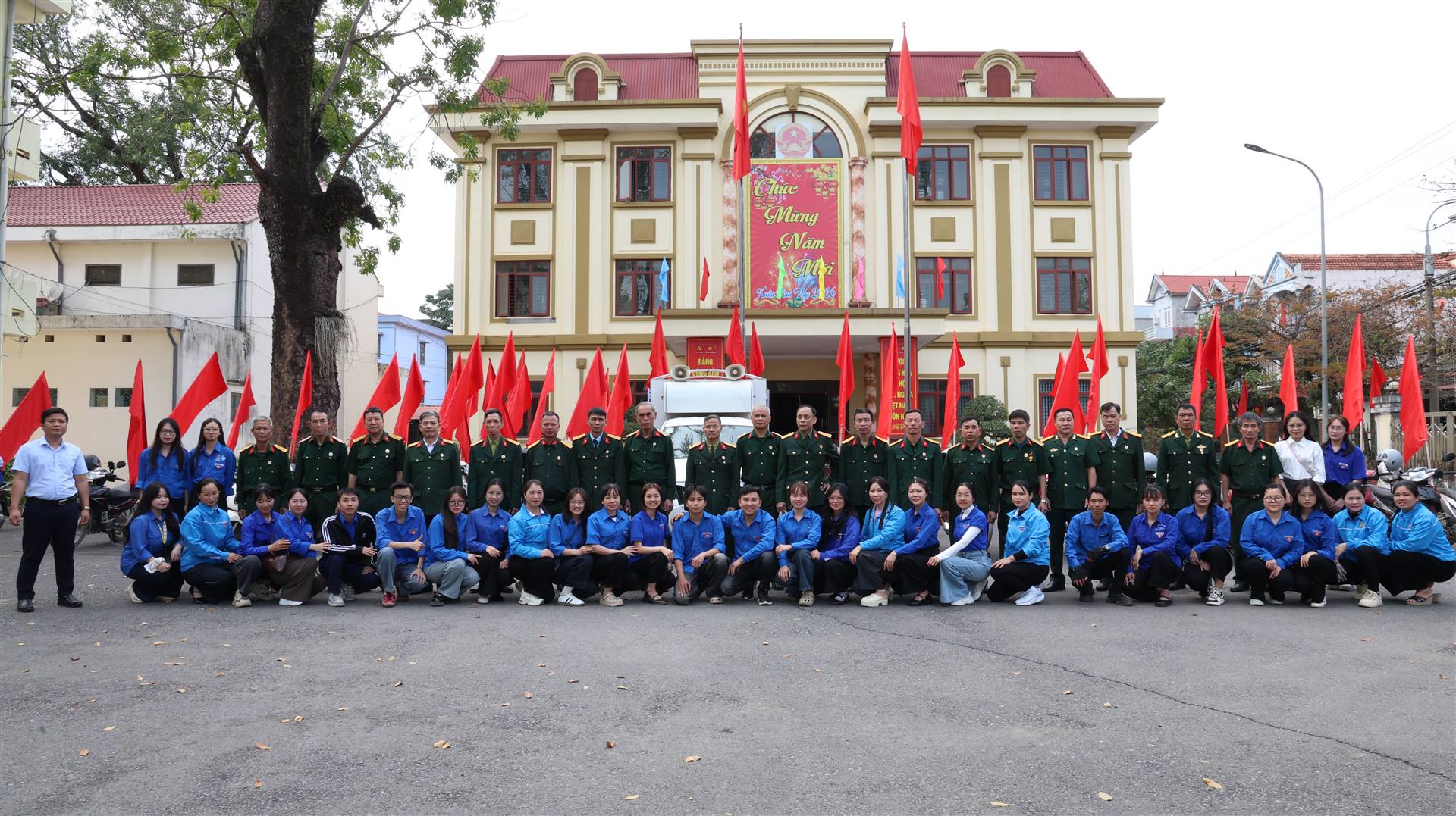 Đoàn Thanh niên xã Phú Bình đẩy mạnh tuyên truyền cổ động về ngày bầu cử