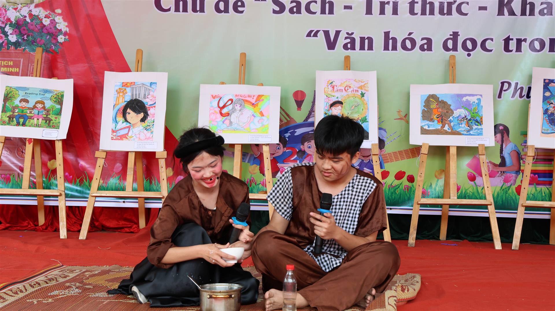 Anh-tin-bai