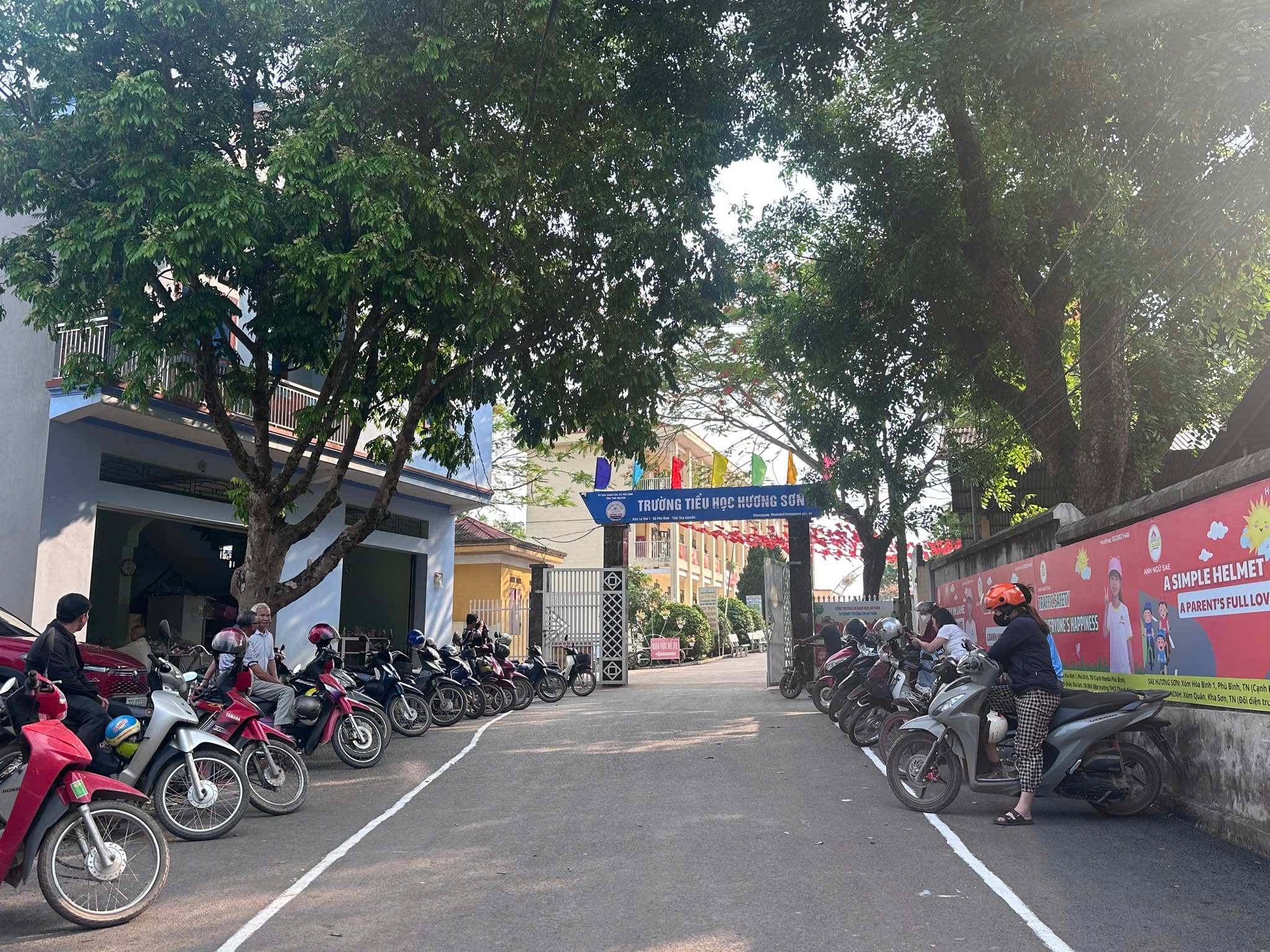 Anh-tin-bai