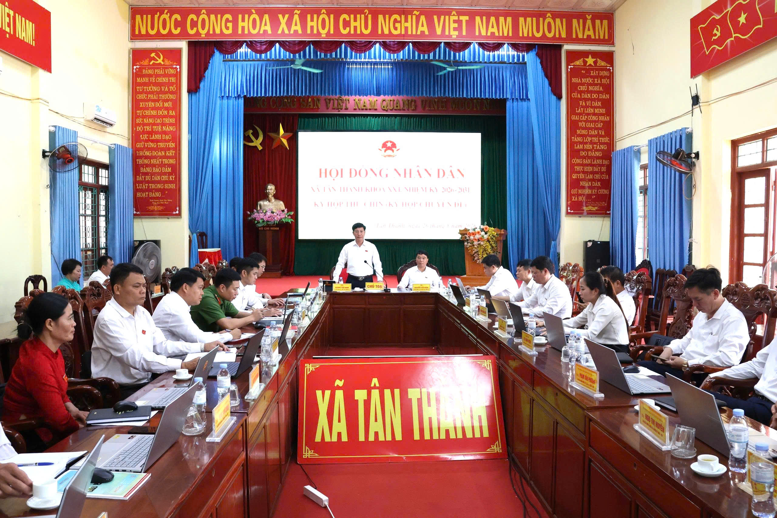 KỲ HỌP THỨ 9 (KỲ HỌP CHUYÊN ĐỀ) HĐND XÃ TÂN THÀNH KHÓA XXI XEM XÉT, QUYẾT ĐỊNH NHIỀU NỘI DUNG QUAN TRỌNG