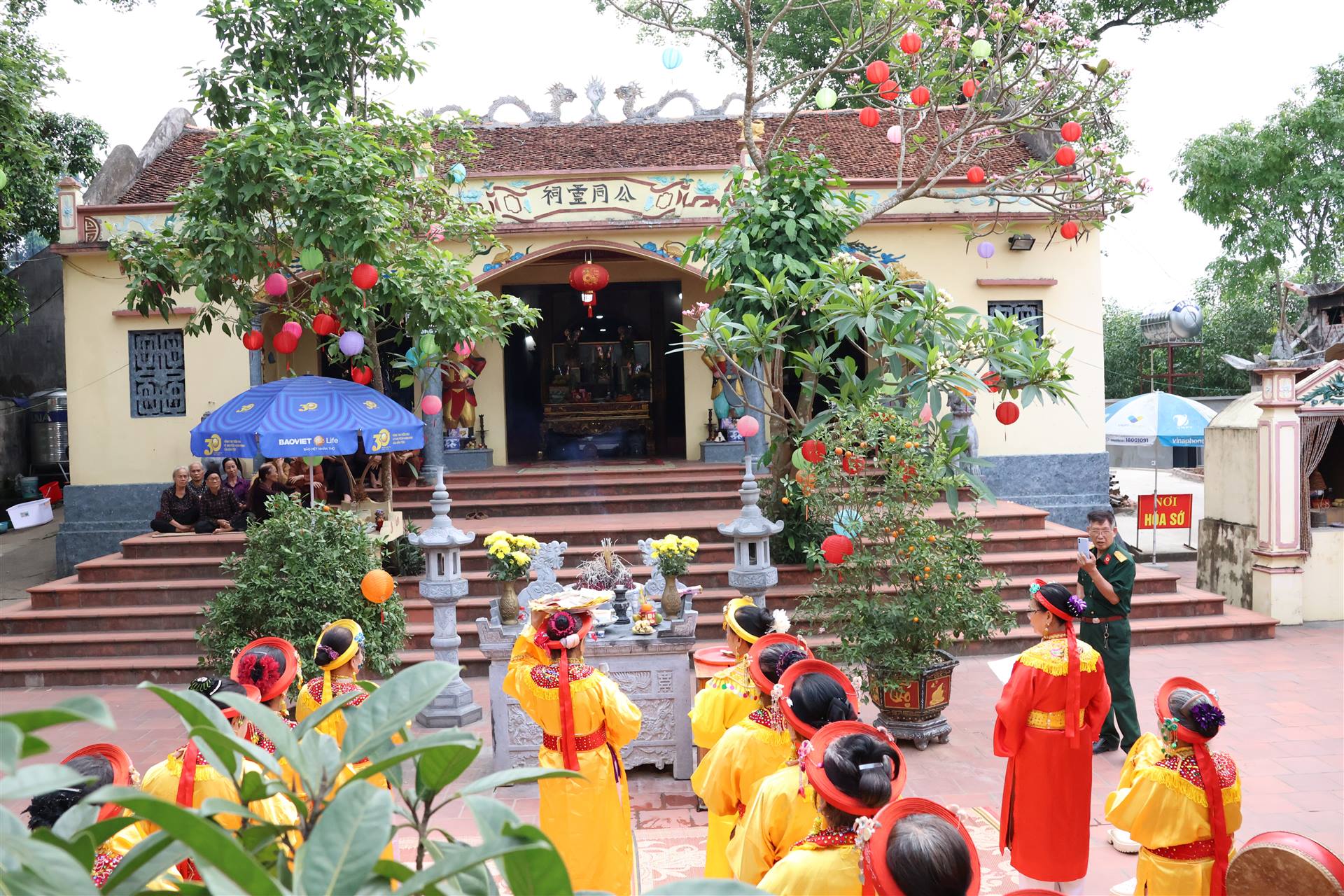 Anh-tin-bai