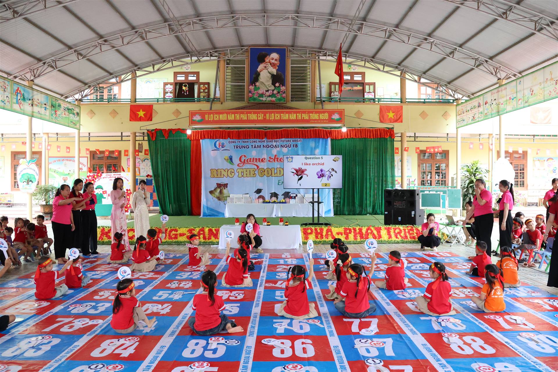 Anh-tin-bai