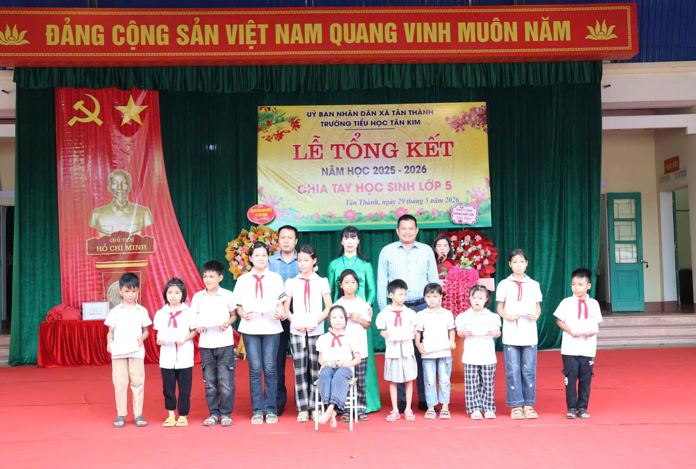 Anh-tin-bai