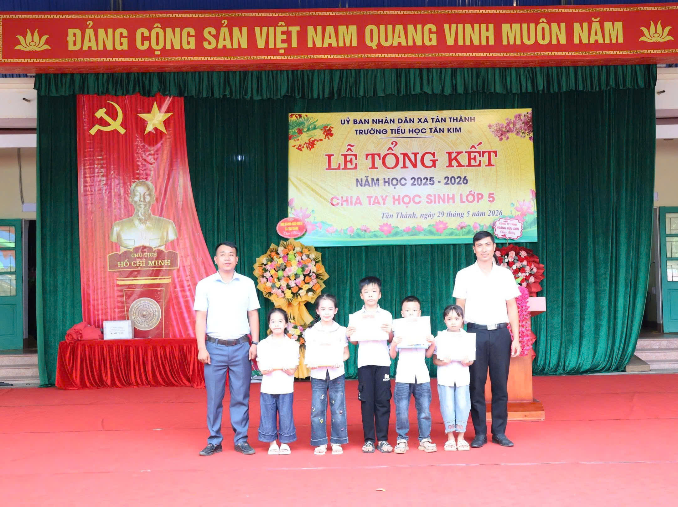 Anh-tin-bai