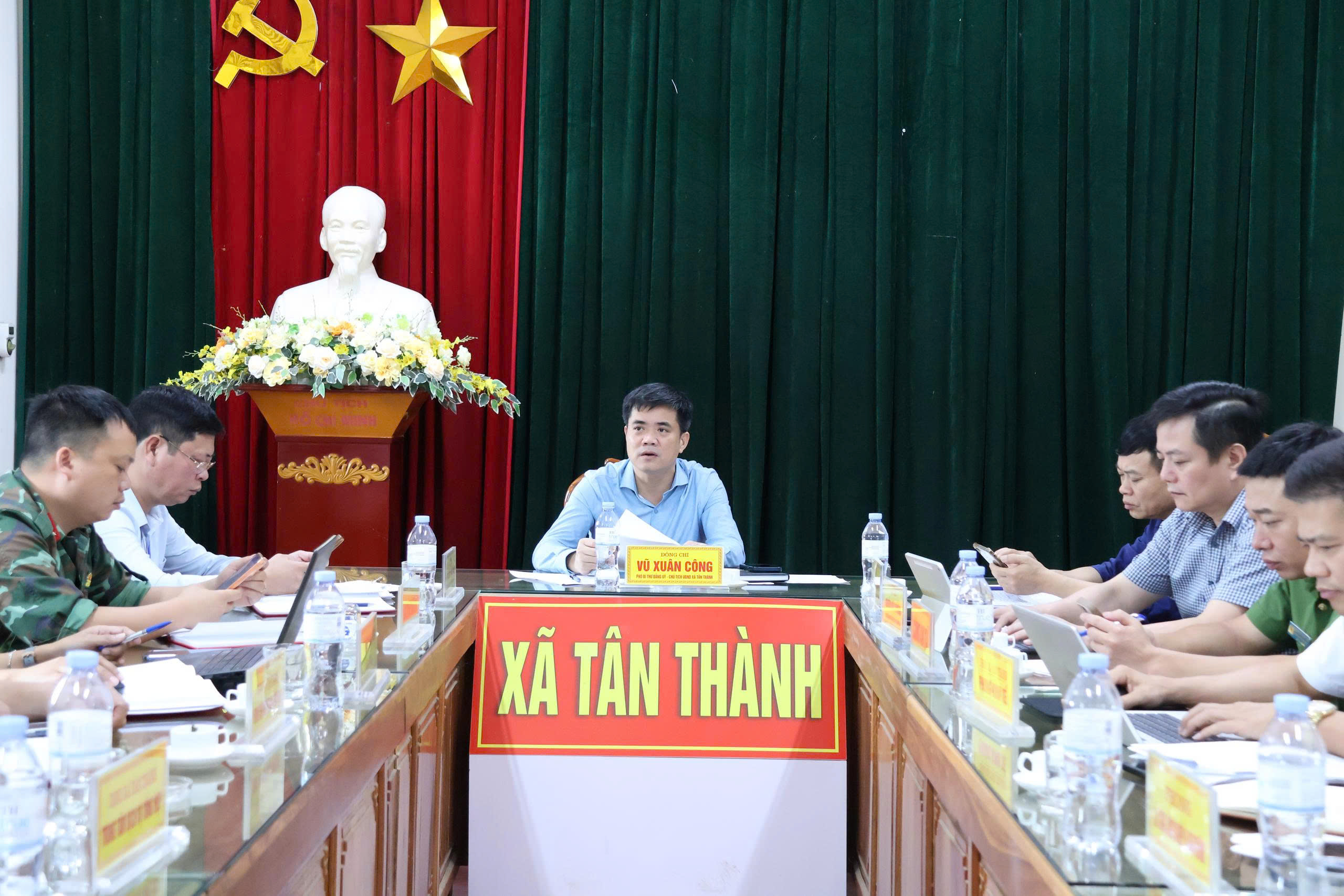 Anh-tin-bai