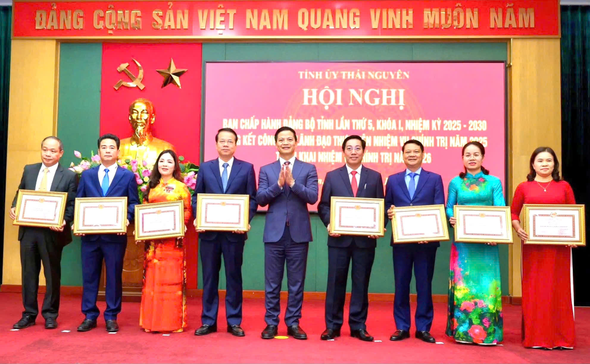 ĐẢNG BỘ XÃ TÂN THÀNH ĐƯỢC BAN THƯỜNG VỤ TỈNH ỦY KHEN THƯỞNG NĂM 2025